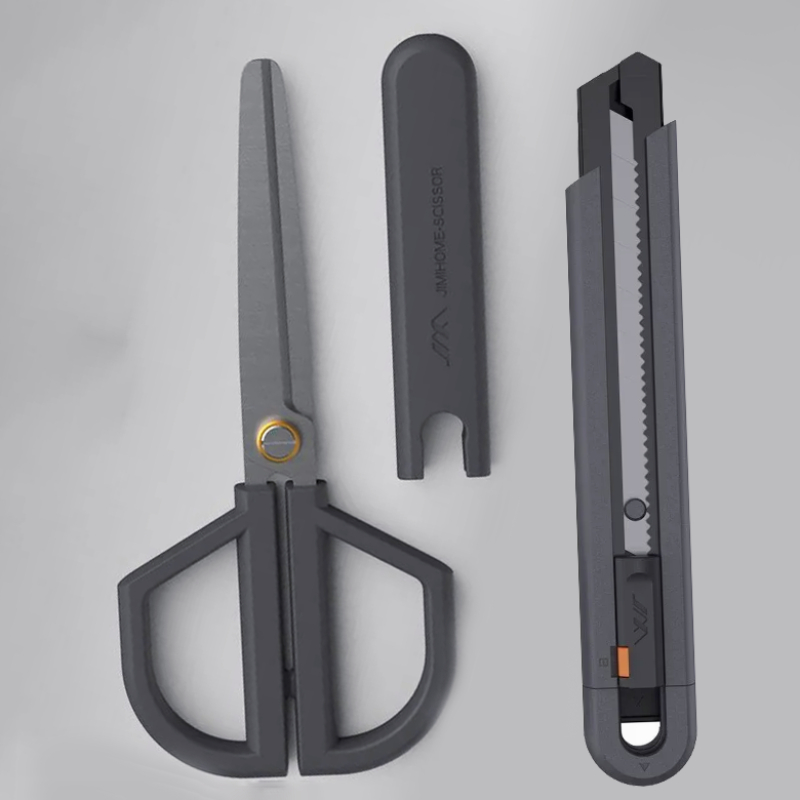   Set di Forbici e Taglierino  - Scissors Stainless Craft recensione e prezzo
