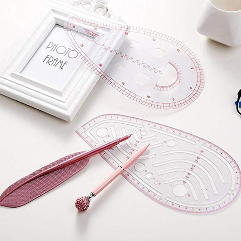 Righello da taglio a curva fra - Ruler Set Transparent recensione e prezzo