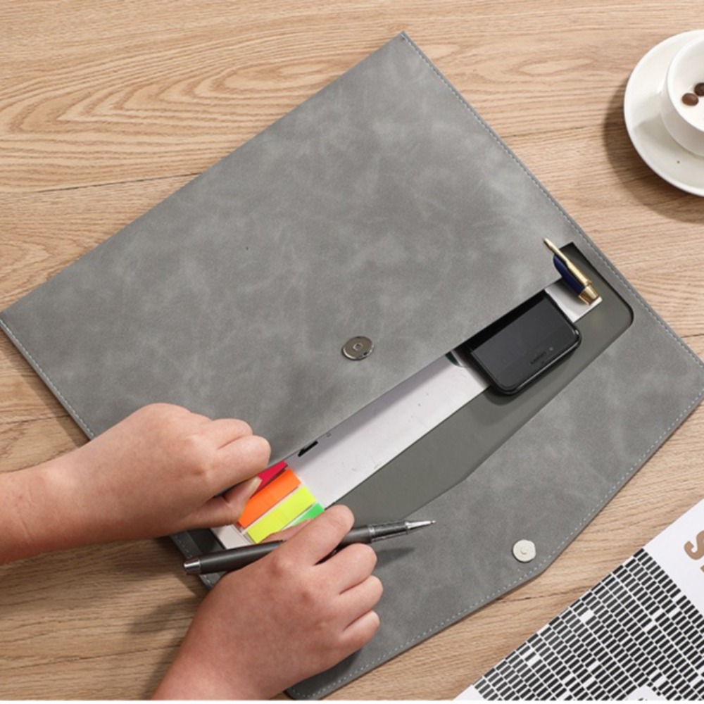 Borsa Portadocumenti in Pelle  - Is Stationery Office Supply recensione e prezzo
